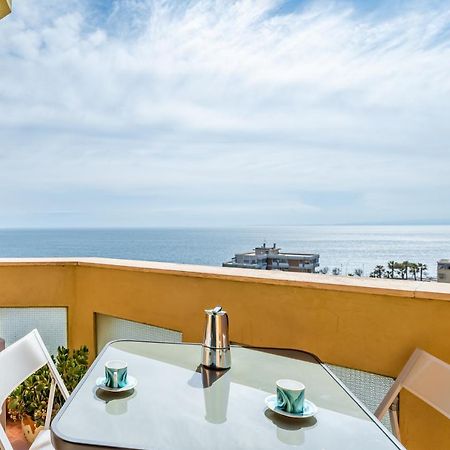 Catania Seaview Apartment With Balcony Exteriör bild