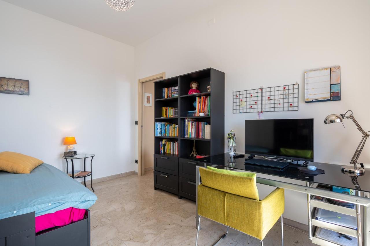 Catania Seaview Apartment With Balcony Exteriör bild