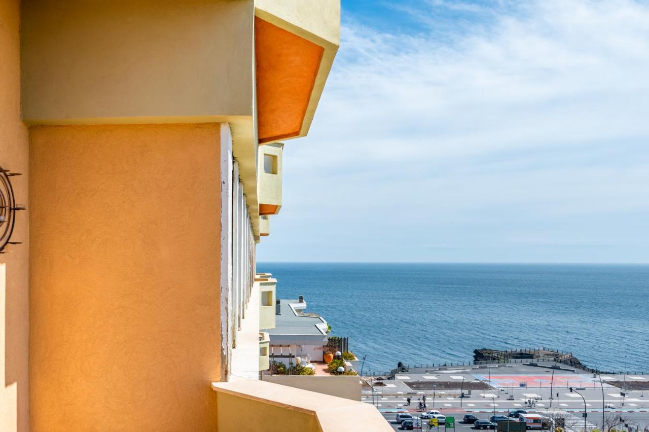 Catania Seaview Apartment With Balcony Exteriör bild